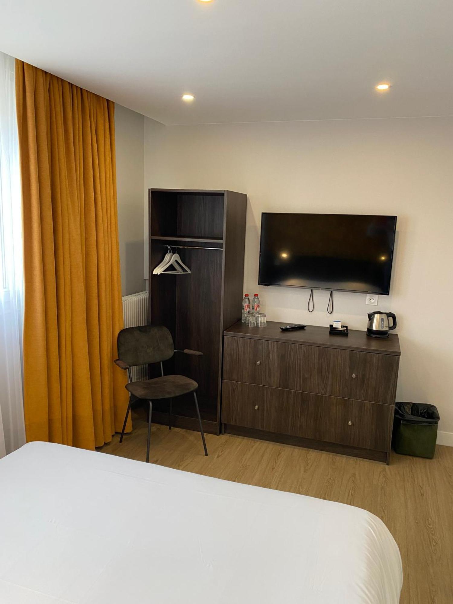 Hotel Restaurant L'Annexe แซ็ง-วาเลรี-อ็อง-คู ภายนอก รูปภาพ